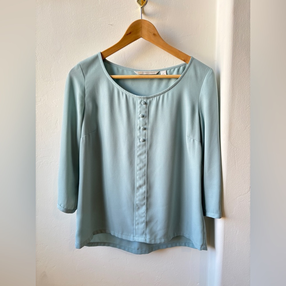 LC Lauren Conrad Light Blue Blouse with Faux Buttons and Mesh Detailing Size S